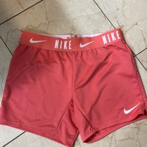 women’s Nike shorts size Small